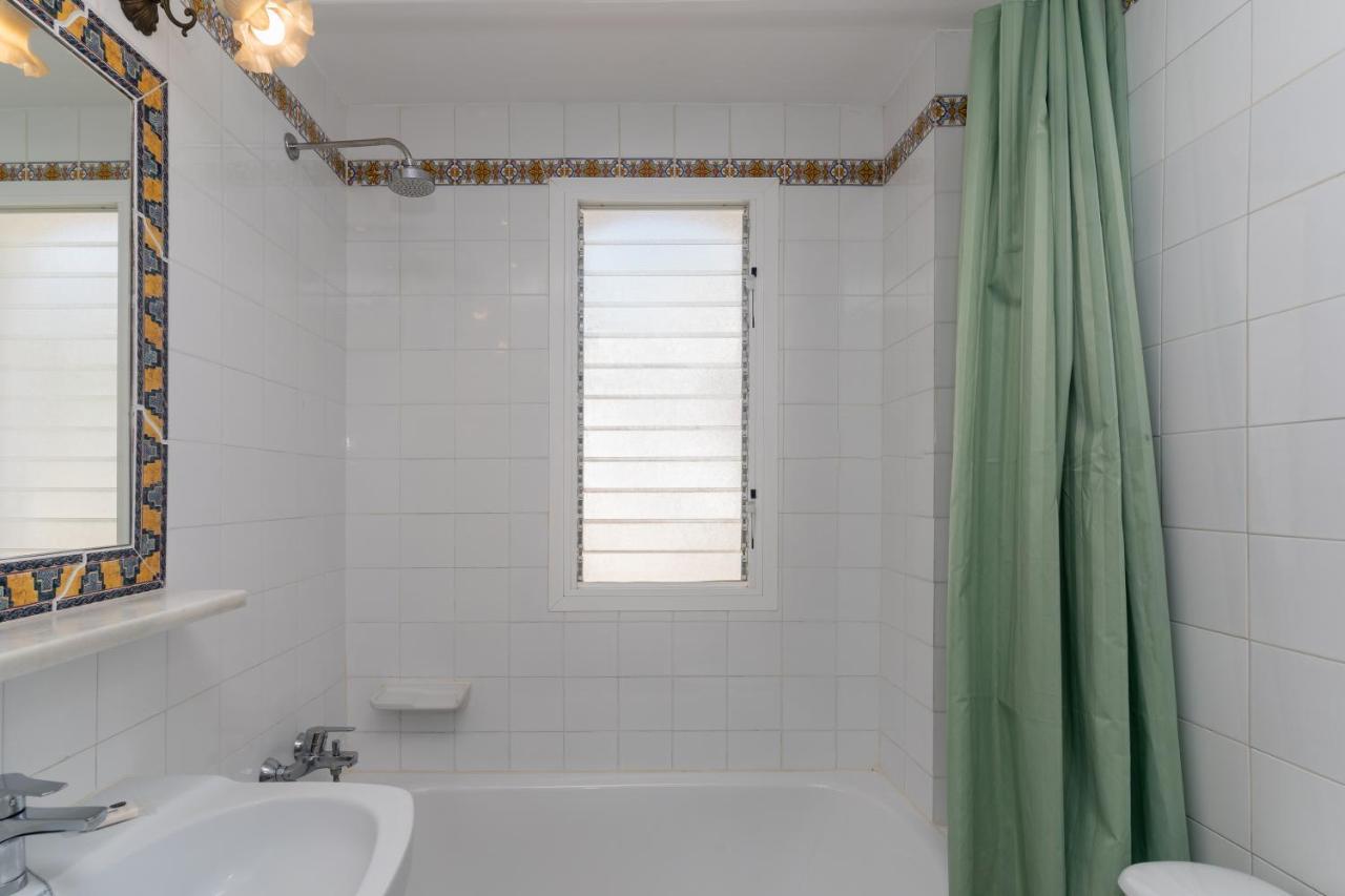 9b Allyson Apartment Estepona