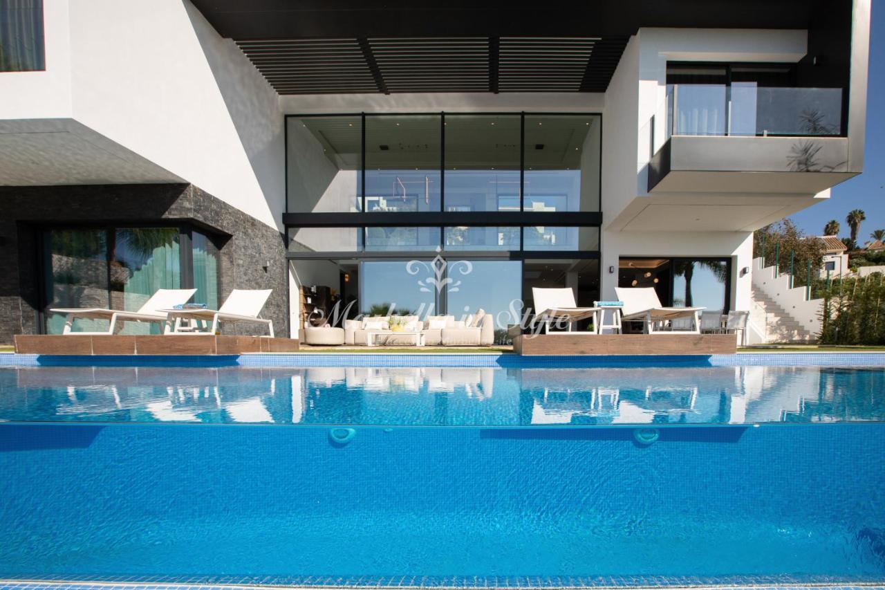 Villa Michaela Moderna De Super Lujo Con Piscina Y Vistas *