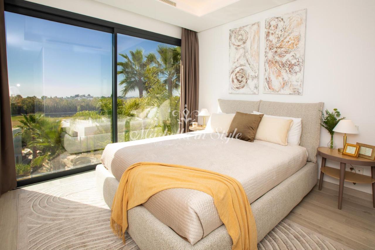Villa Michaela Moderna De Super Lujo Con Piscina Y Vistas Estepona