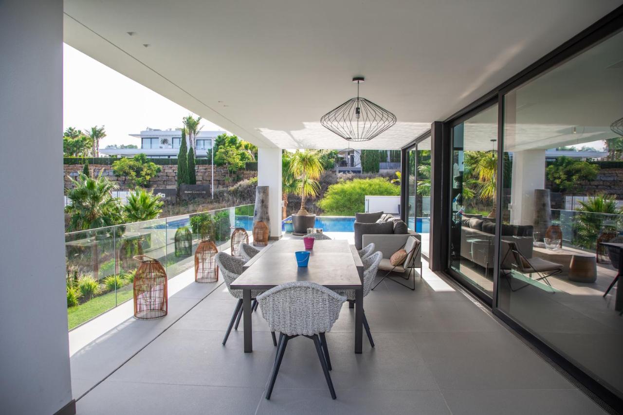 Nido Modern 4 Bed With Sea Views Estepona