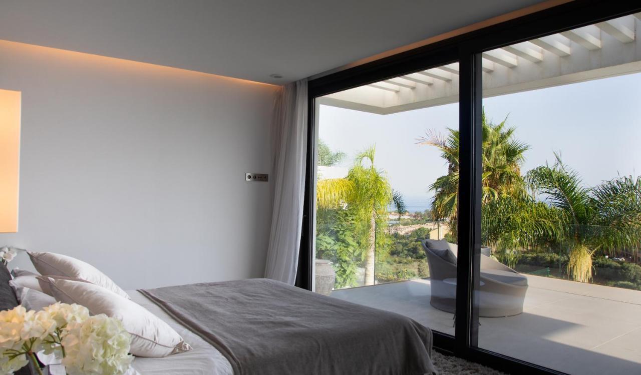 Nido Modern 4 Bed With Sea Views