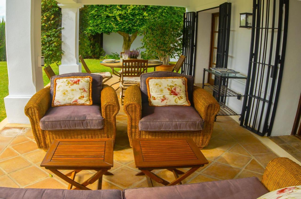 Del Mar- Private Swimming Pool Next To The