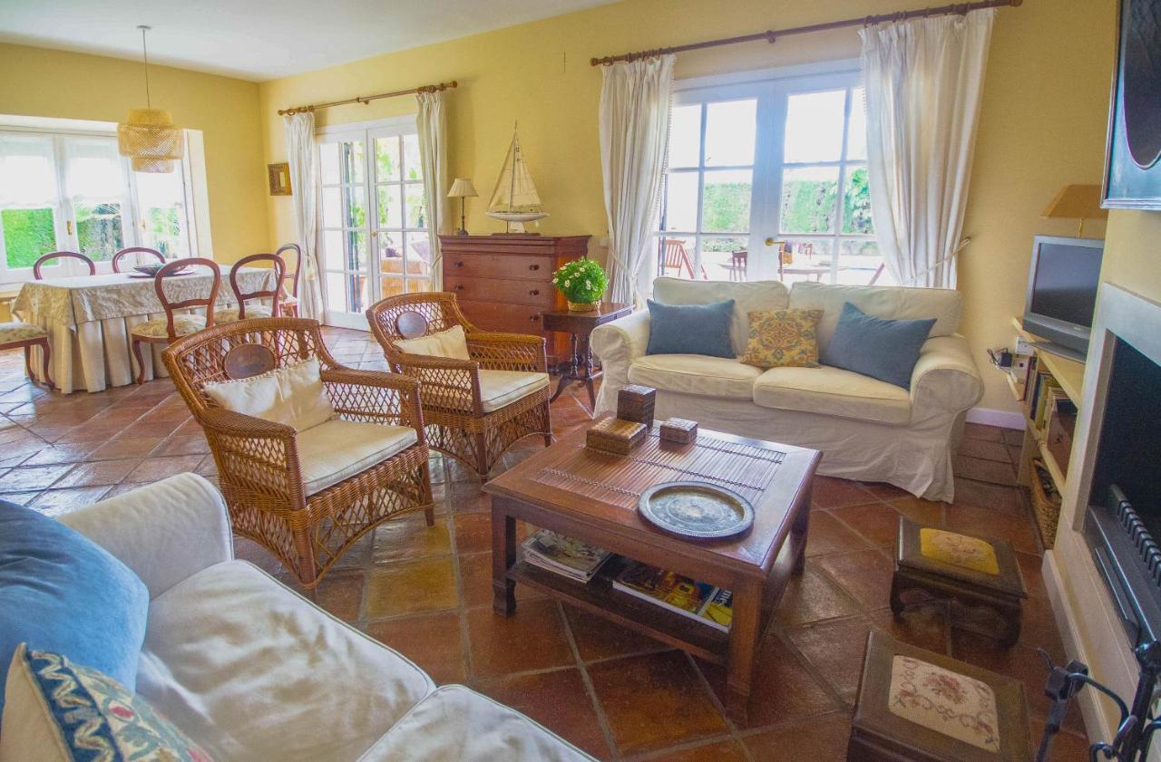 Villa Del Mar- Private Swimming Pool Next To The Estepona