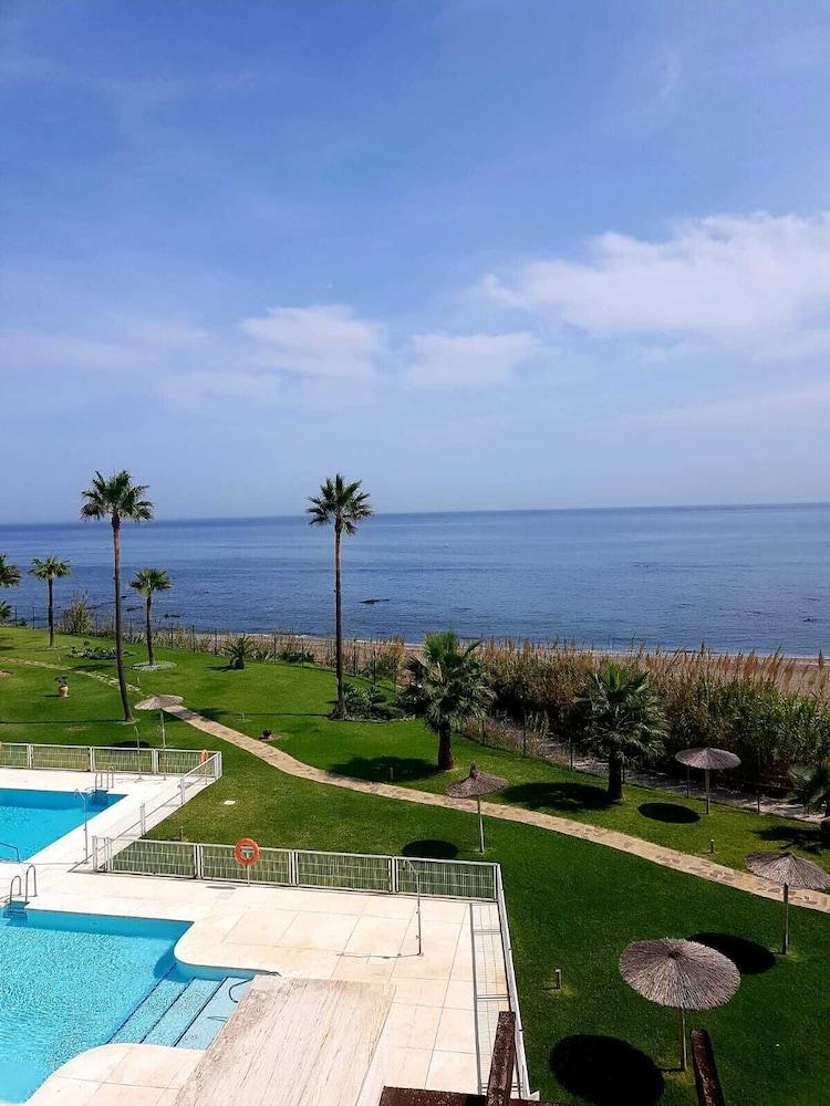 Casares Del Mar Estepona