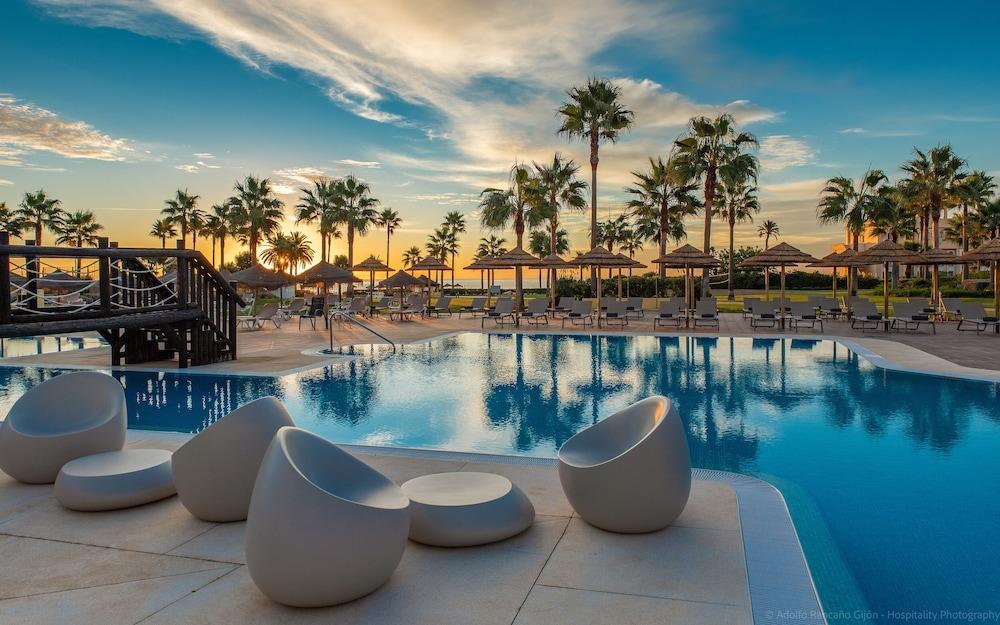 & Spa 4* Estepona