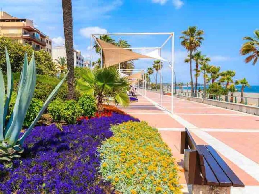 Lovely 1 Bedroom With Sea Views And Pool *