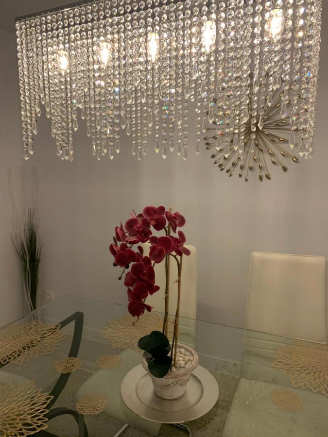Casa Casu New Stunning 3 Bed Raised Ground Floor & Huge Balcony With Sea Pool & Mountain View Indoor & Outdoor Swimming Pools & Gym Walking Distance To Port Traveller Award 2023 *