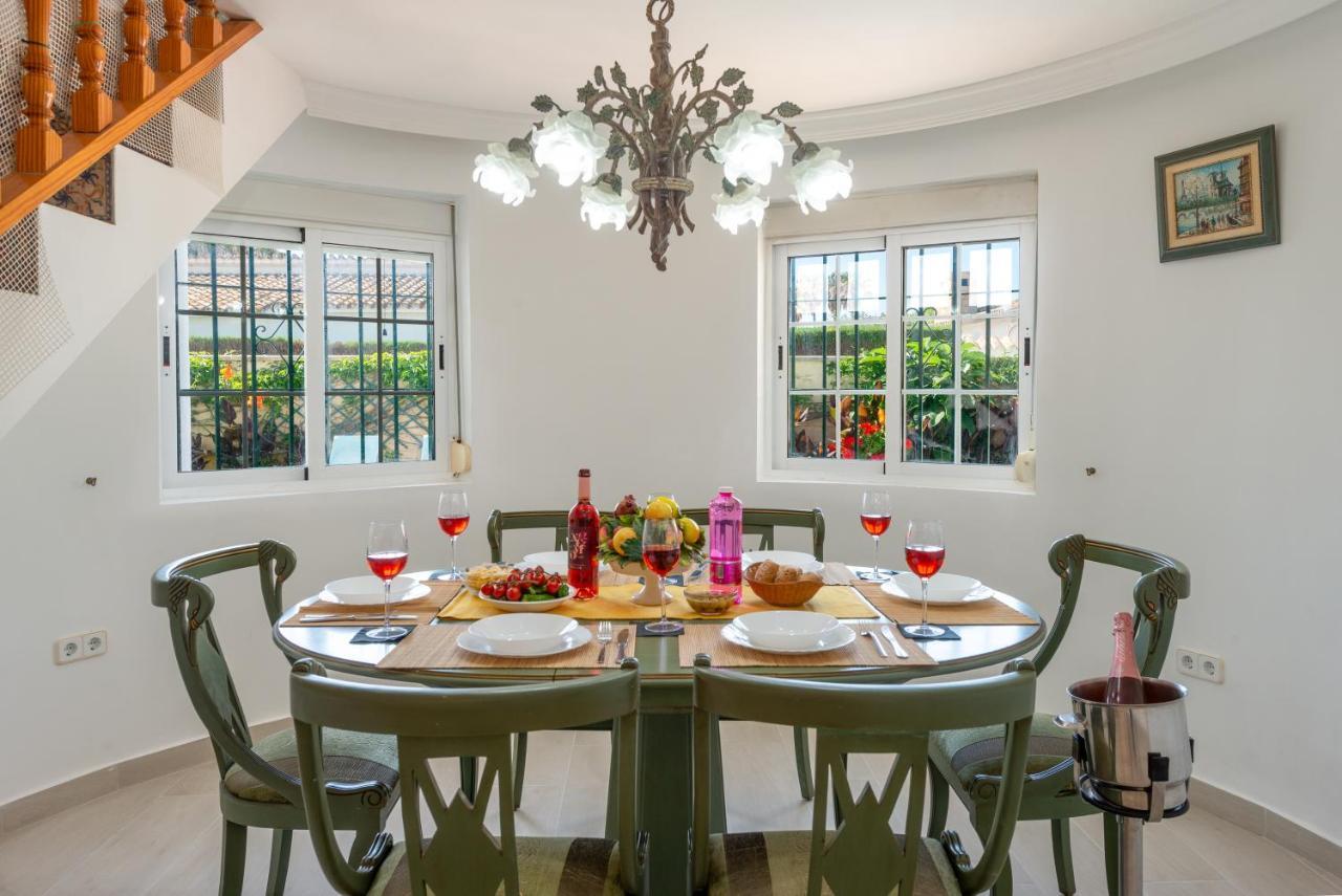 Villa Ruby *