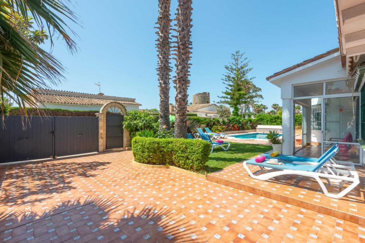 Ruby Estepona