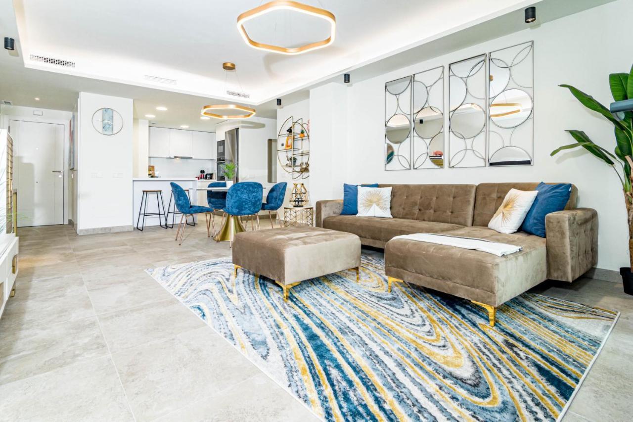 Apartment Inf25e- Tastefully Furnished Flat, Center