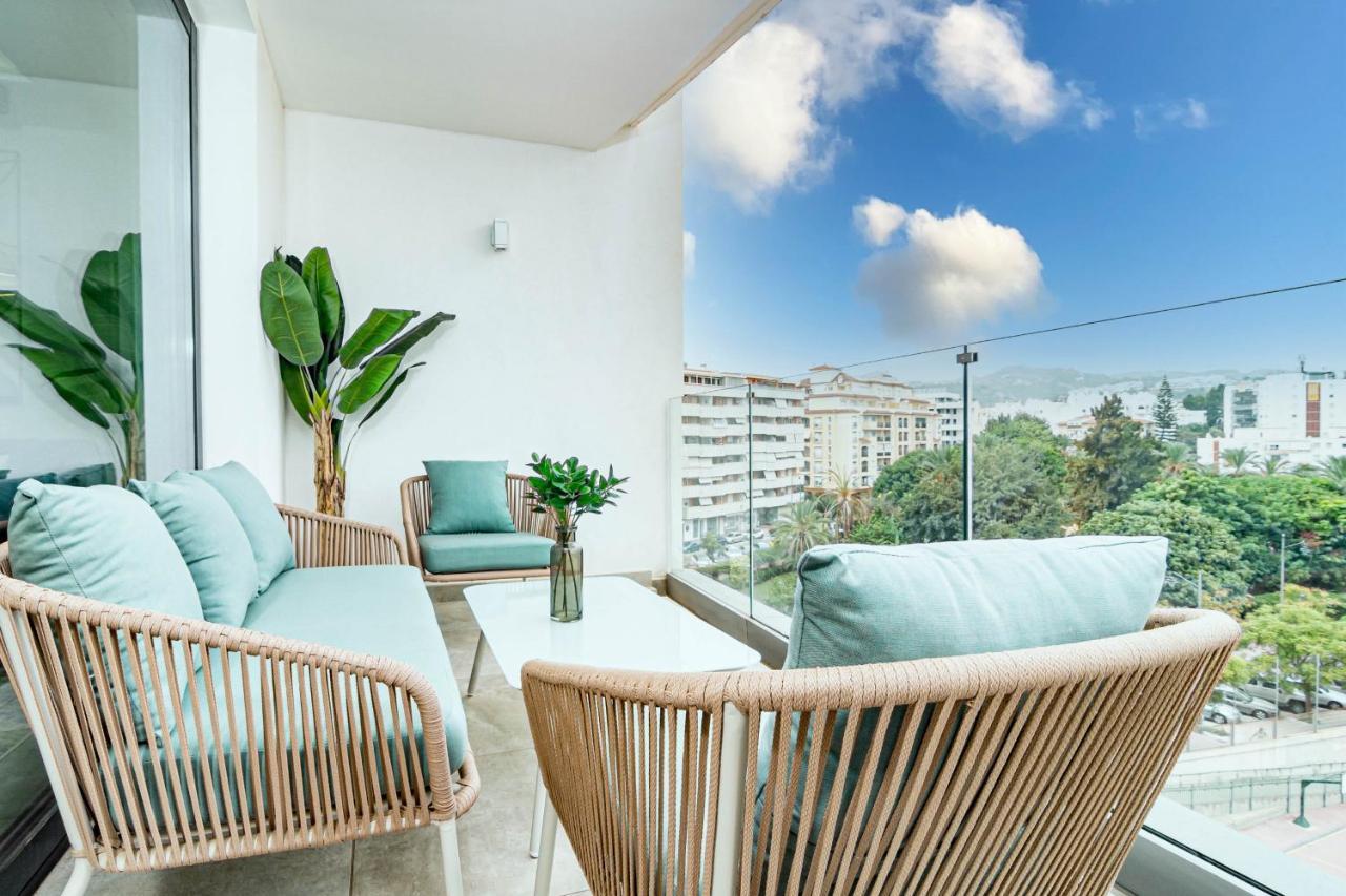Inf25e- Tastefully Furnished Flat, Center * Estepona