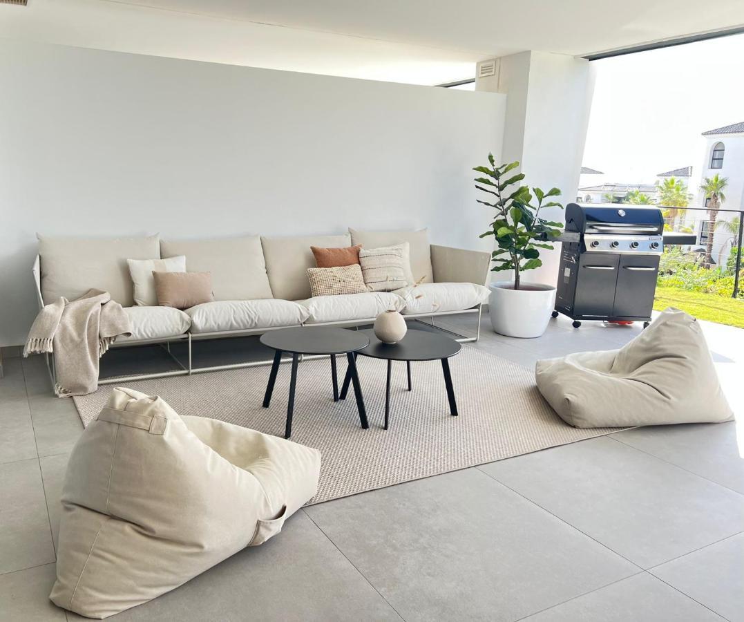 Brand New, Elegant Ground Floor Two Bed * Estepona