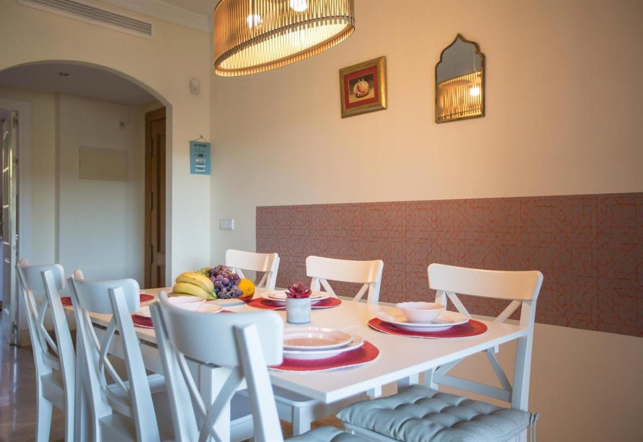 Gorgeous Townhouse With Seaview Apartment Estepona