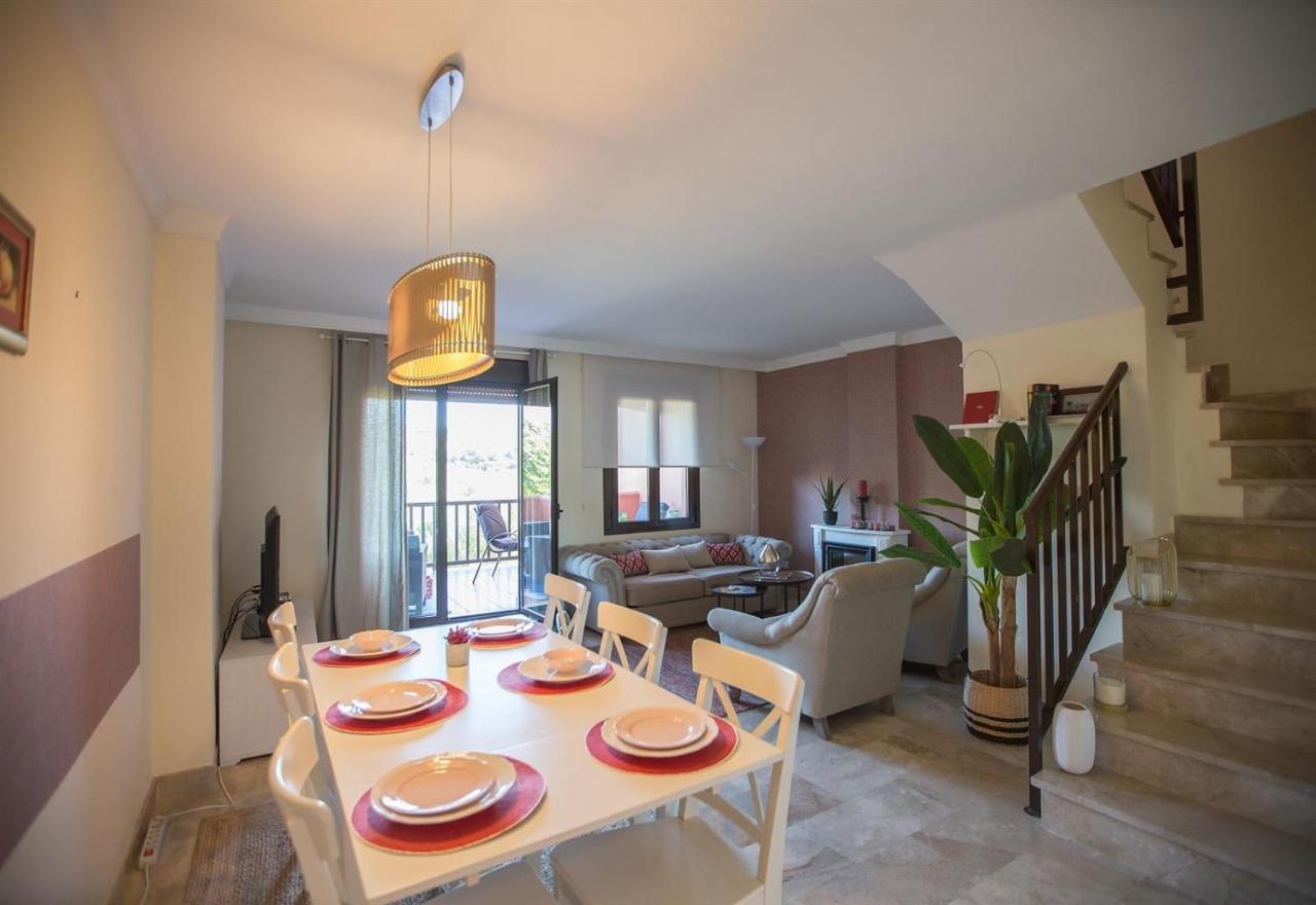 Gorgeous Townhouse With Seaview * Estepona