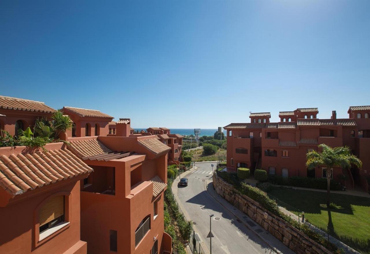 Gorgeous Townhouse With Seaview Apartment Estepona