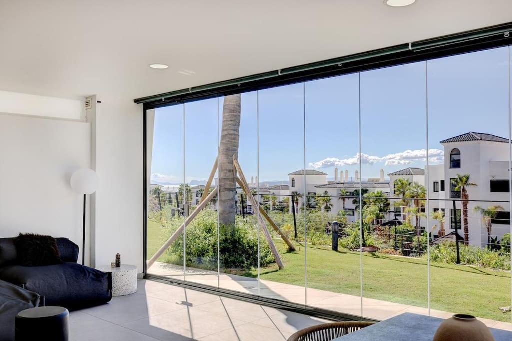 Apartment Ground Floor 2 Bedroom At Hills *