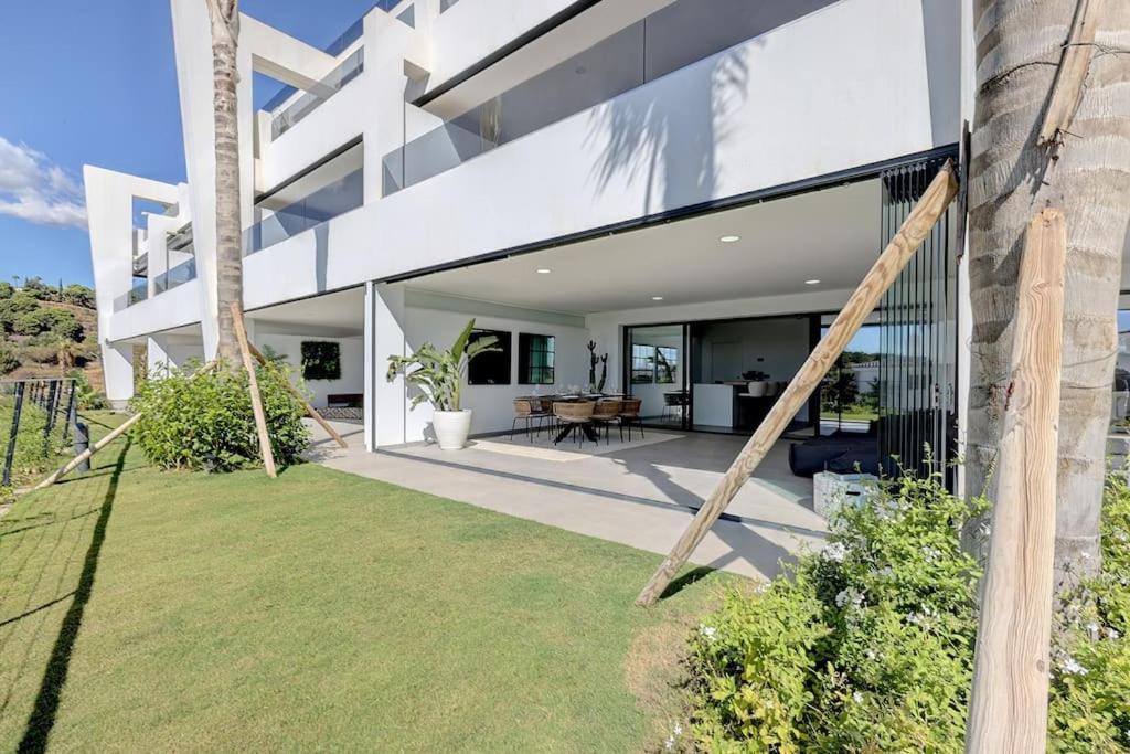 Apartment Ground Floor 2 Bedroom At Hills Estepona