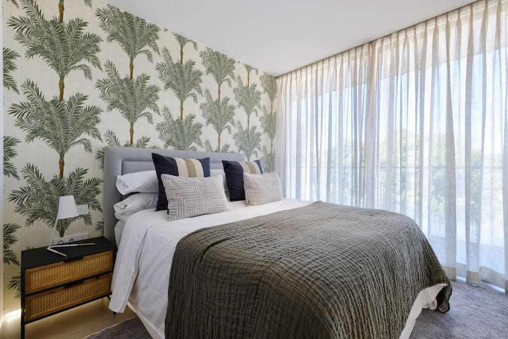 Theedgebythesea Palm Tree Appartement