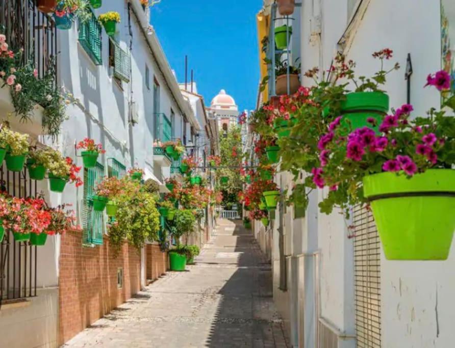 Apartment Prachtig Met Zeezicht In Costa Del Sol Estepona