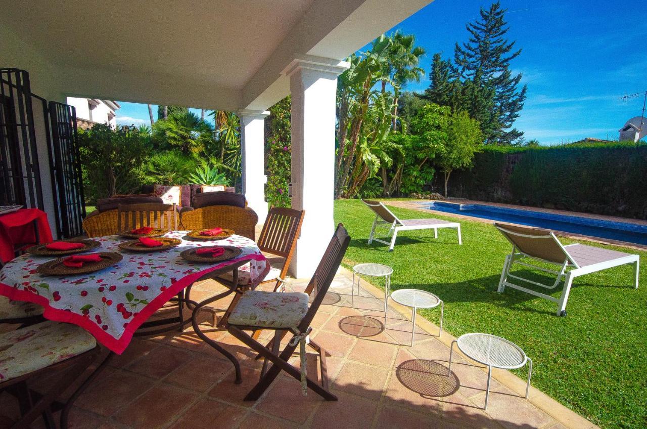 Del Mar- Private Swimming Pool Next To The Villa Estepona