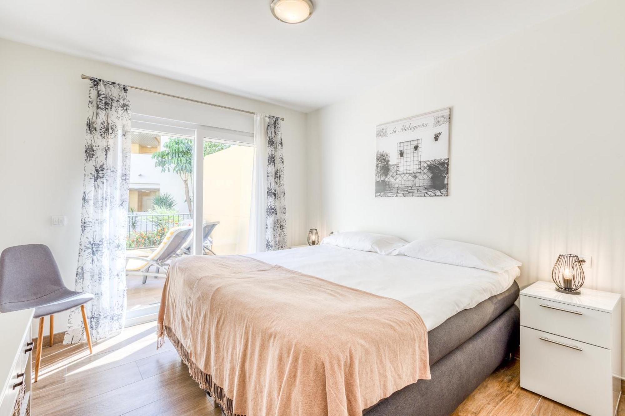 Hanami Puerto Alto Pa 3-1 Apartamento Estepona