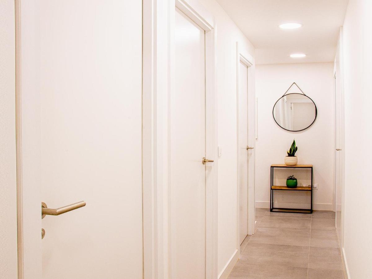 Sunny Gozy Retreat In The Heart Of The Coast Apartamento