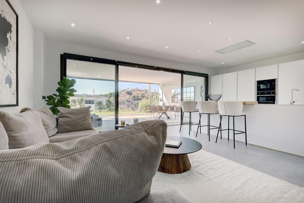 Apartment Ground Floor 2 Bedroom At Hills *