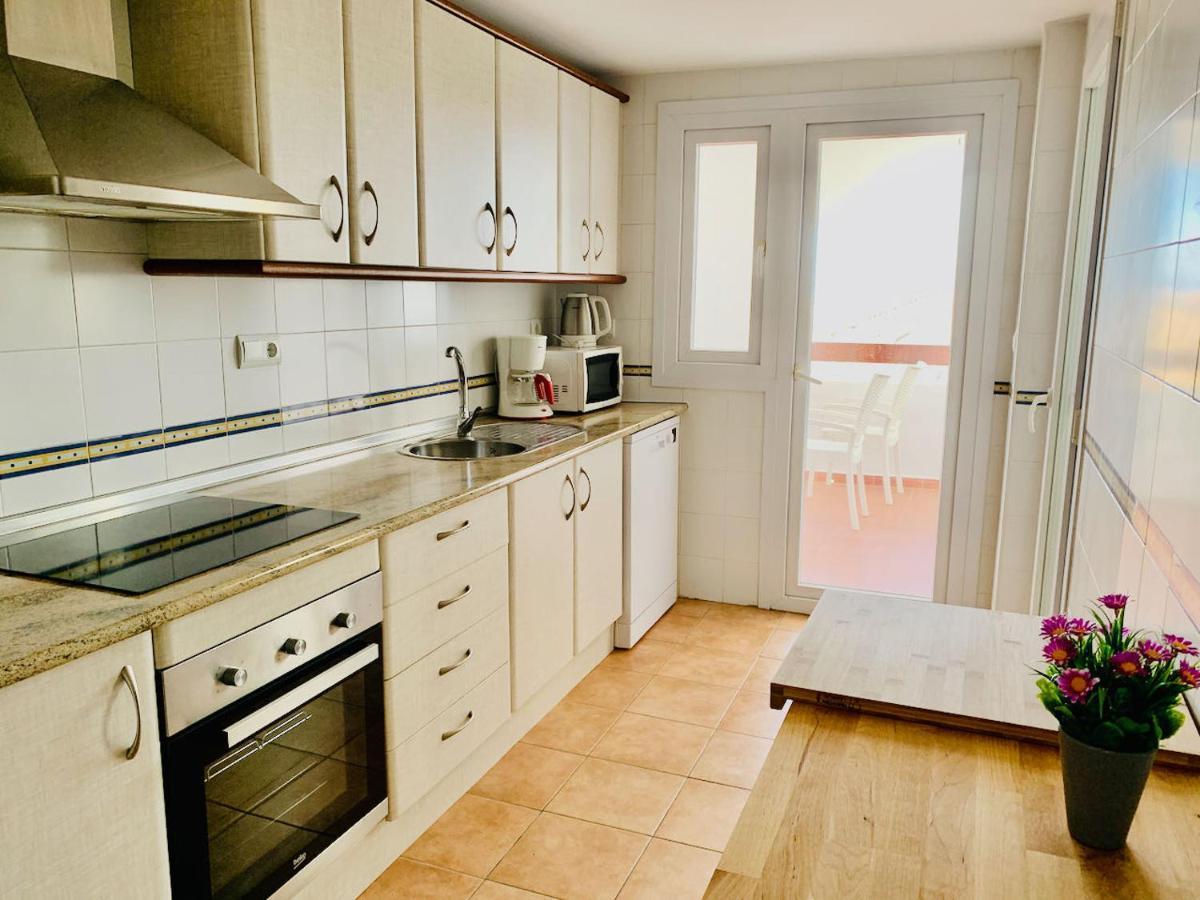 Apartment Penthouse Mit Private Dachterrasse Und Blick Auf Meer, Berge ,hafen Estepona