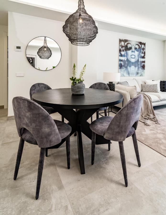Inf27e- By Roomservices Estepona