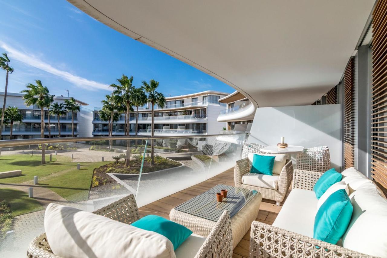 Theedgebythesea Bluemarlin