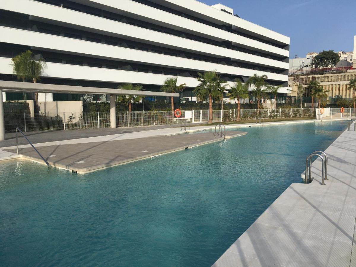 Oasis: Beachfront With Dual Pools And Mountain Views * Estepona