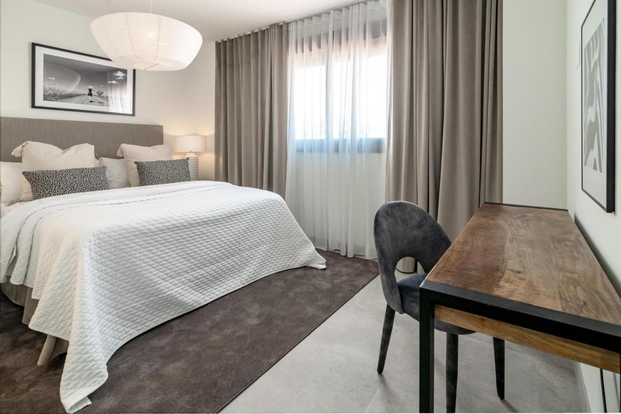 Inf27e- By Roomservices