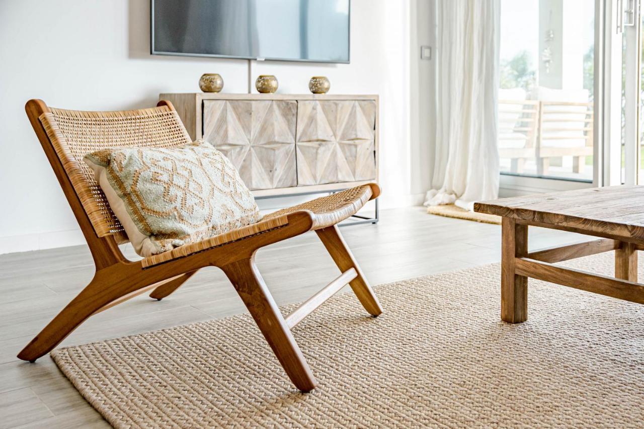 Lm10bb- Modern Ground Floor Flat In Le Mirage Apartment *