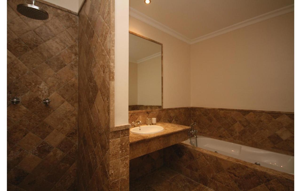 Amazing In Benahavis With Swimming Pool * Estepona