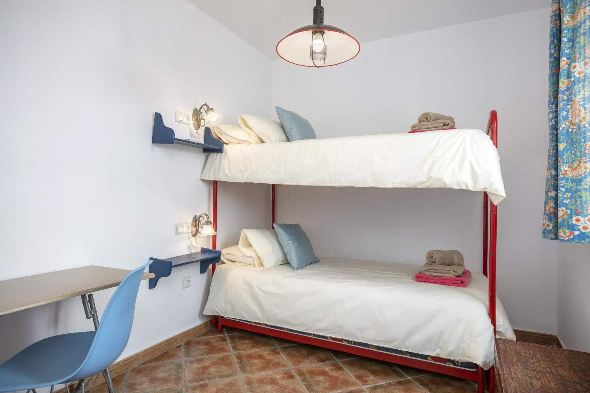 Arin - Beachside Family Villa Estepona