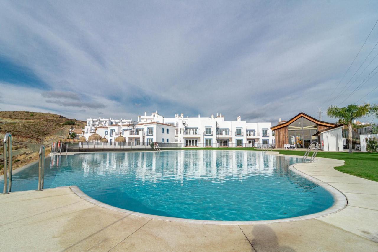 Pa18- Stunning Flat, Gym, Indoor And Outdoor Pool * Estepona