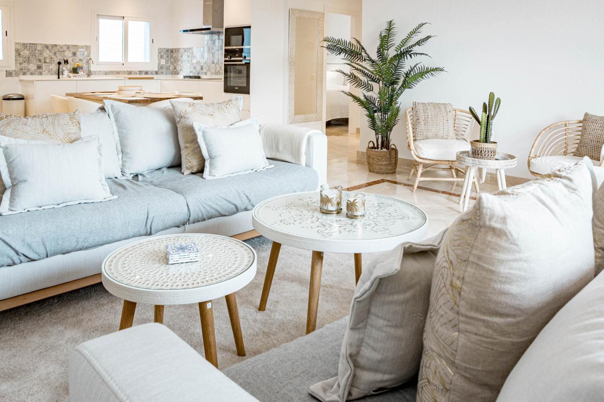 Pa18- Stunning Flat, Gym, Indoor And Outdoor Pool Apartment