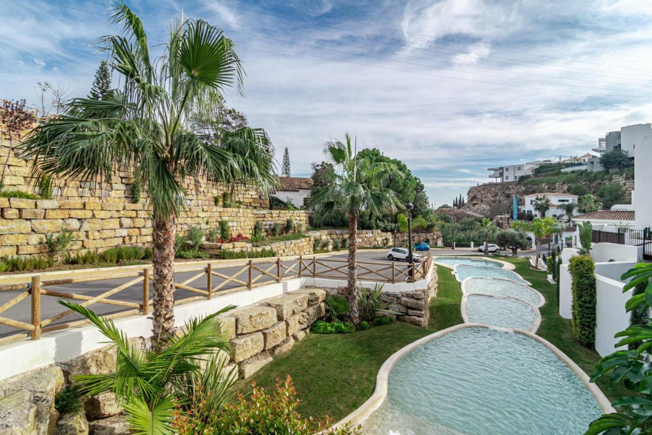 Pa18- Stunning Flat, Gym, Indoor And Outdoor Pool Apartment *