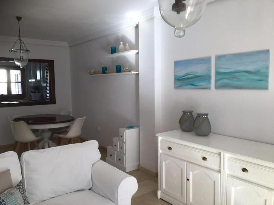 Apartamento Con Piscina En La Costa Del Sol Apartment *
