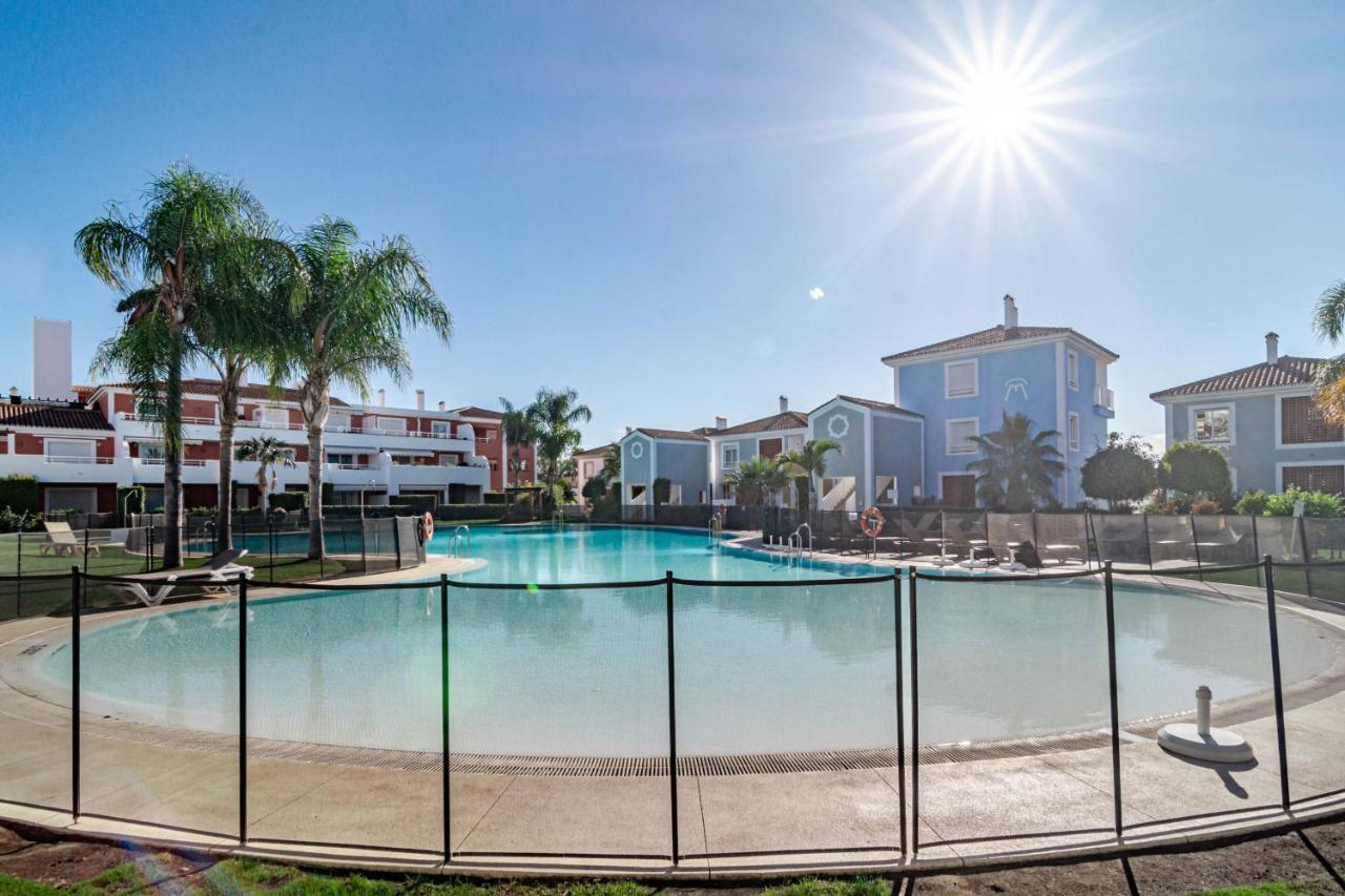 Gorgeous 3 Bedroom Town House In El Paraiso Overlooking La Concha Mountain Estepona