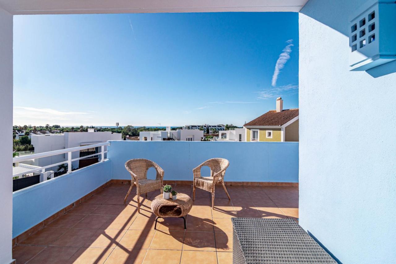Gorgeous 3 Bedroom Town House In El Paraiso Overlooking La Concha Mountain Estepona
