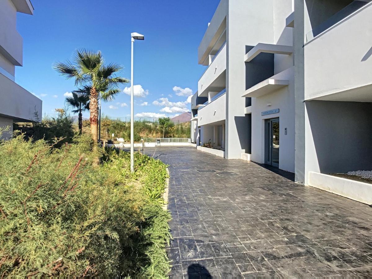 Apartment Serenity Views Mylesmar -
