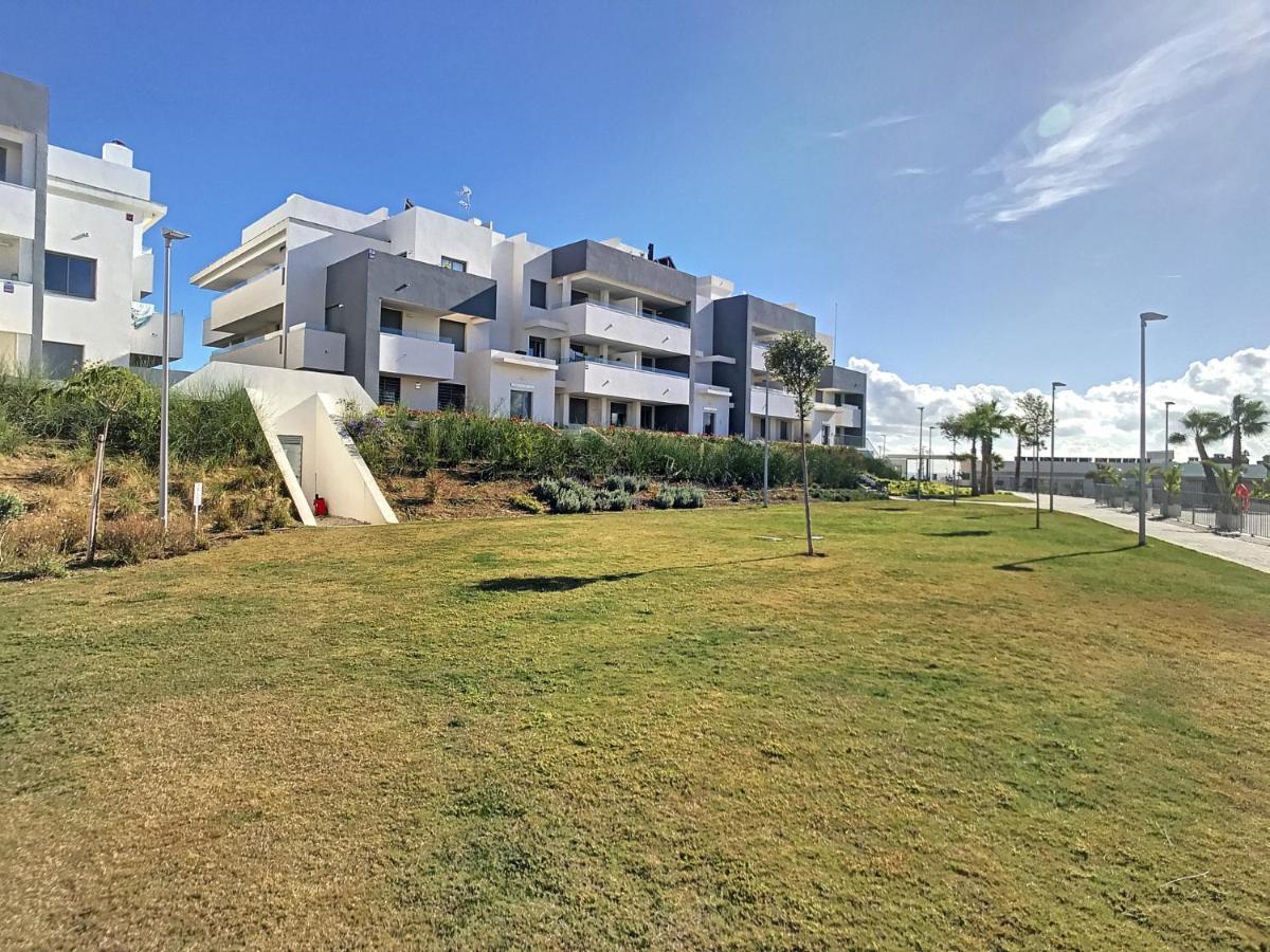 Serenity Views Mylesmar - *