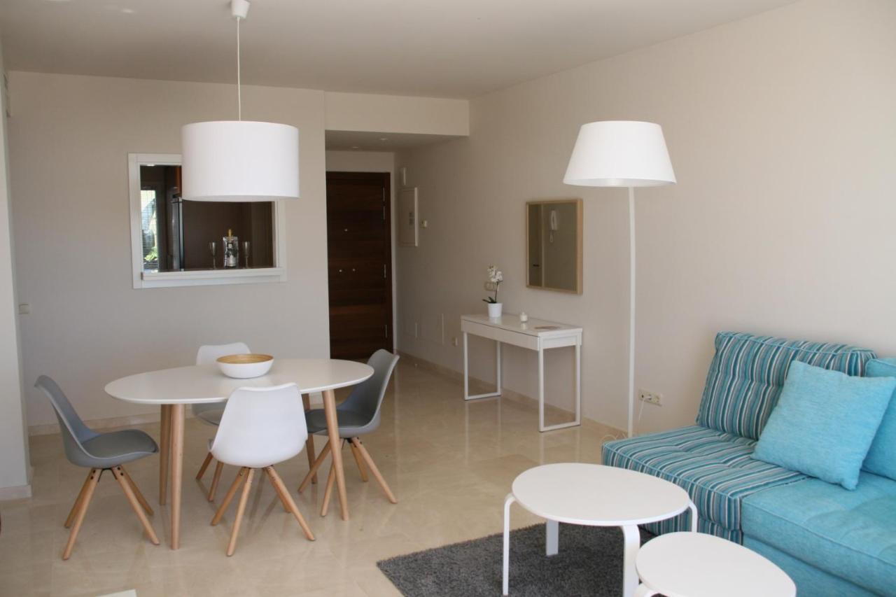 2152-modern With Private