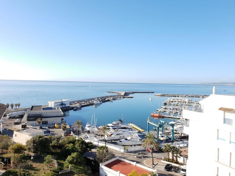 Apartment Cozy Between The Port And The La Rada *
