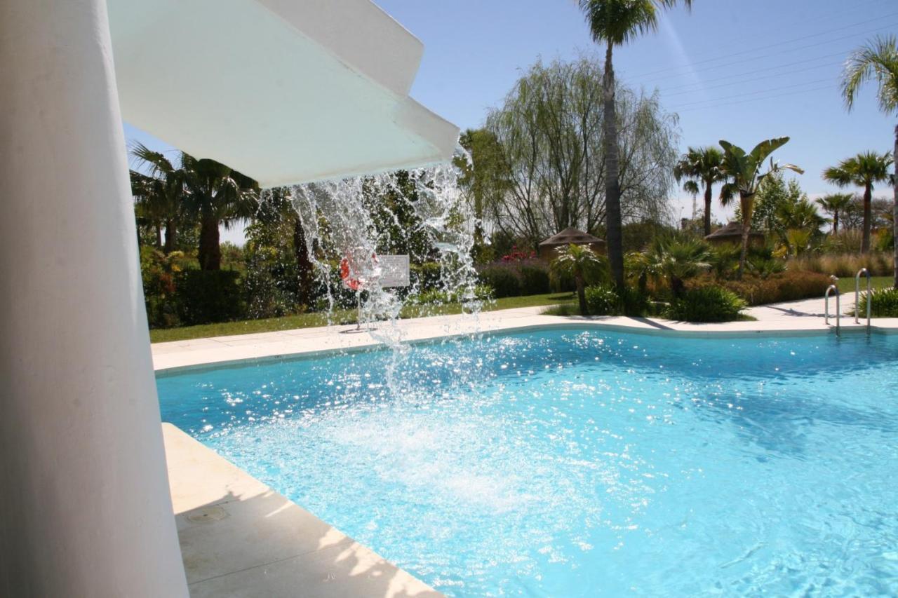2152-modern With Private Apartment Estepona