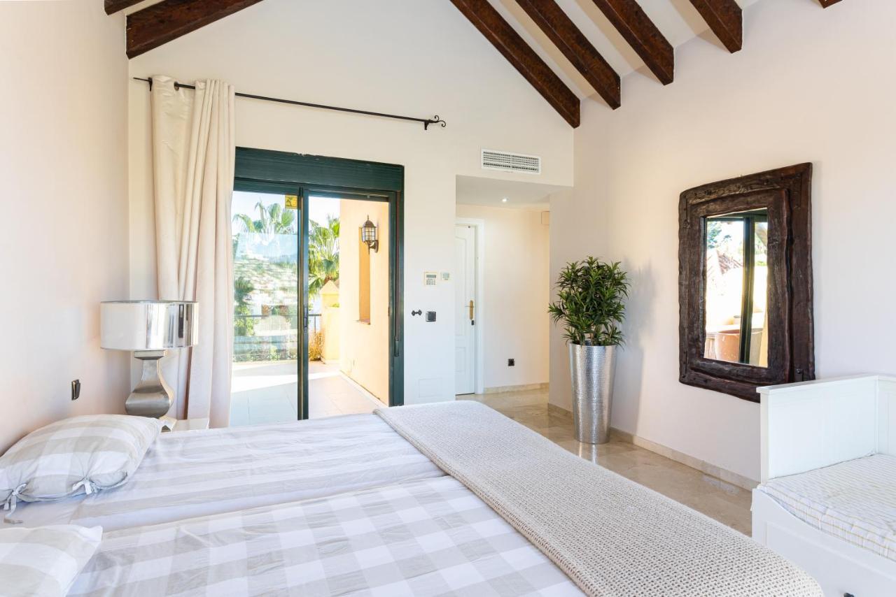 Apartment Luxury Duplex Penthouse Terrace Golf Views By Aorastay Estepona