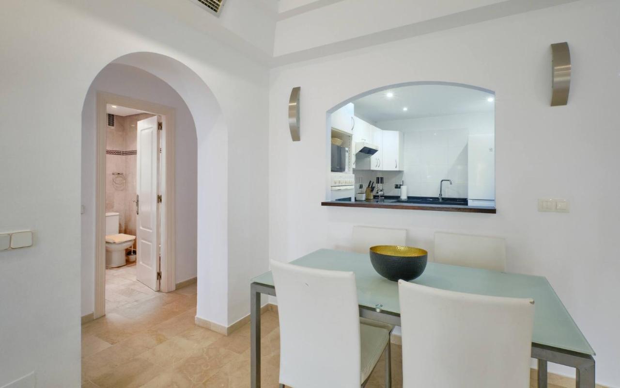 Cozy Side With Pool * Estepona