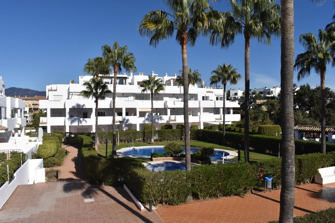 Spacious With Large Terraces Lunymar Golf, * Estepona