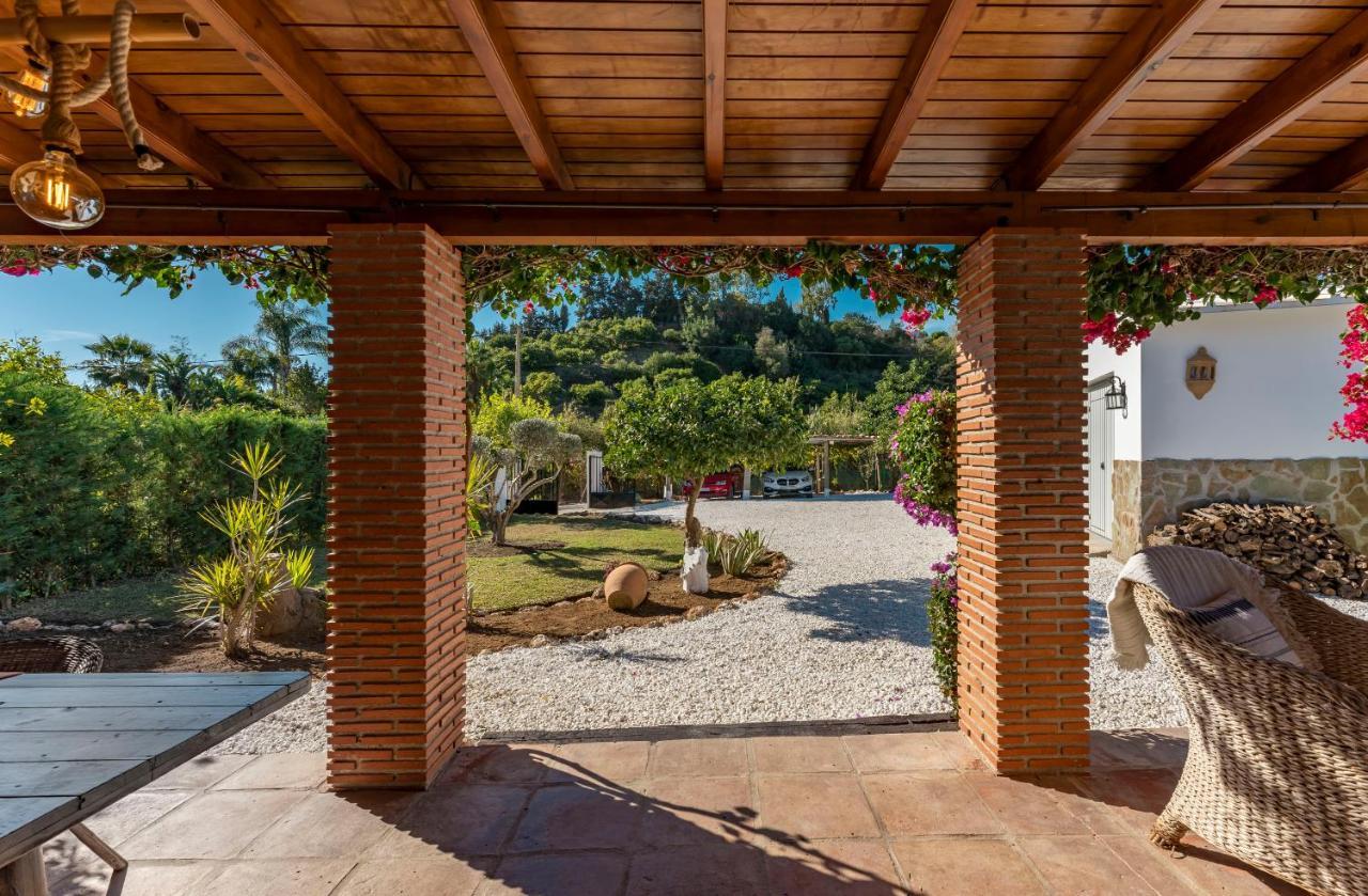 Con Piscina Cerca De La Playa Villa